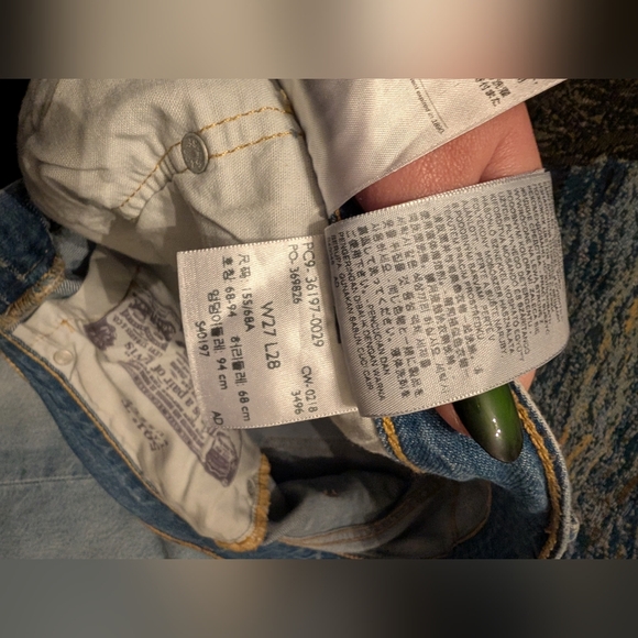 Levi's Light Blue Denim Jeans - Picture 3 of 7